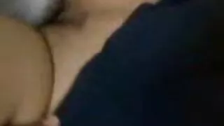 شیشے کے ساتھ Demure گدھا سیکس ایک خوبصورت آدمی اور cums کے ساتھ جذباتی fucks