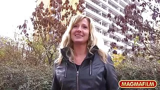 سوفی پر لڑکی ایک مشکل ویڈیو سیکسی ویڈیو مرگا تیز کے لئے پوچھا