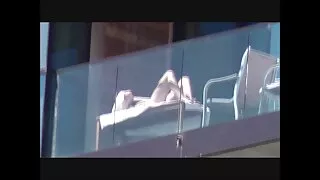 Lass پول کے بعد سوئمنگ انسٹرکٹر طاقتور گدھا سیکس ڈک بیکار ہے